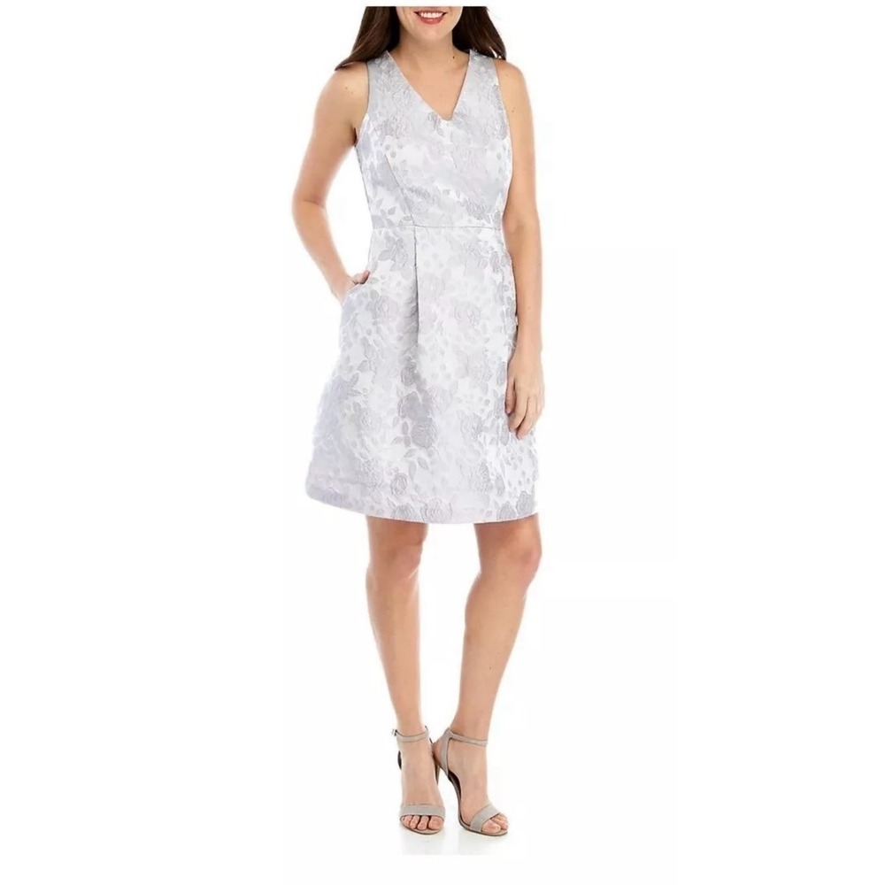 Glamour by Gabriella Skye Silver Dress Floral Jacquard Sleeveless‎ Fit Flare 10